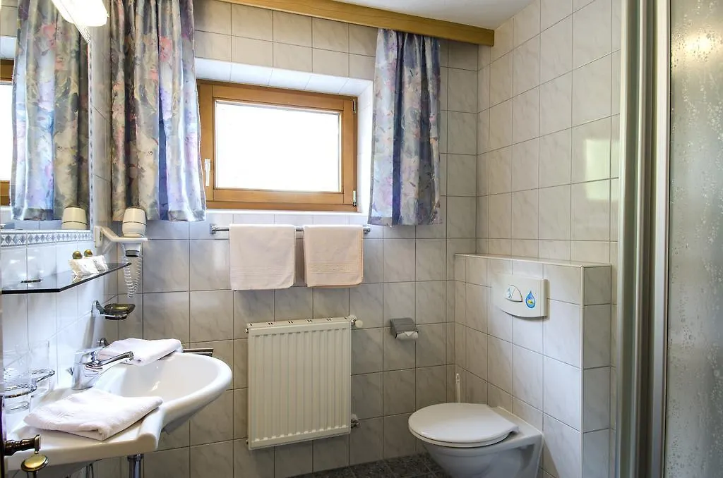 Gasthof Sonnenhof Hotel Ischgl 3*,  Austria