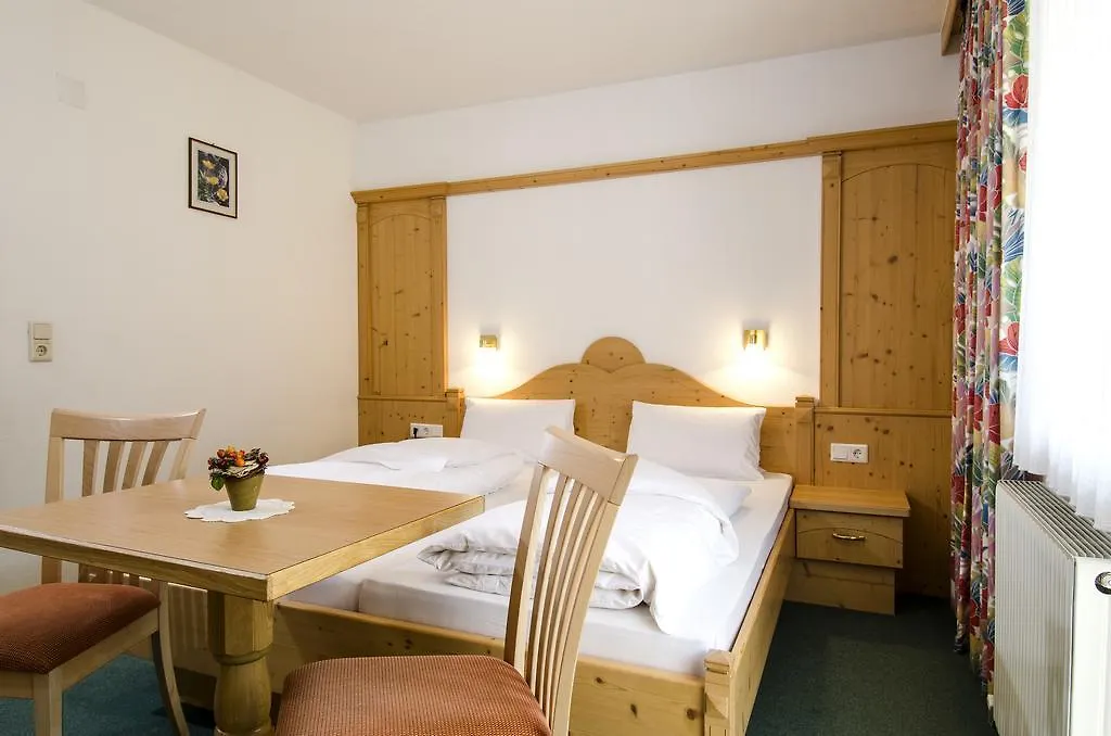 Gasthof Sonnenhof Hotel Ischgl
